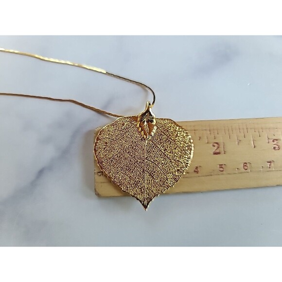 Gold Tone Metal Leaf Shaped Pendant Necklace - Picture 9 of 10